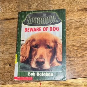 Scholastic McGrowl: Beware of Dog - Green and Red Cover